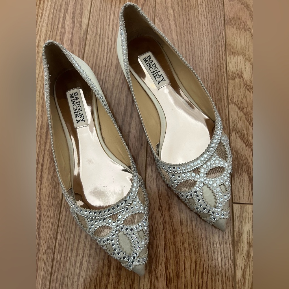 Badgley Mischka Ivory Crystal Embellished Pointed Toe Flats